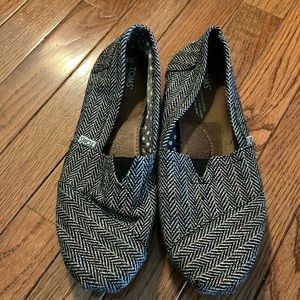 Tom’s Tweet Multicolored with teal heel